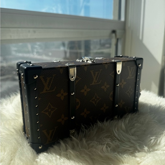 Louis Vuitton Brown and Black Monogram Trunk - Picture 8 of 14